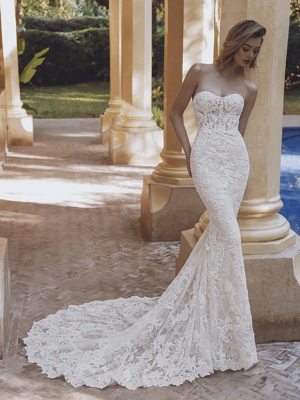 Enzoani: Urvashi