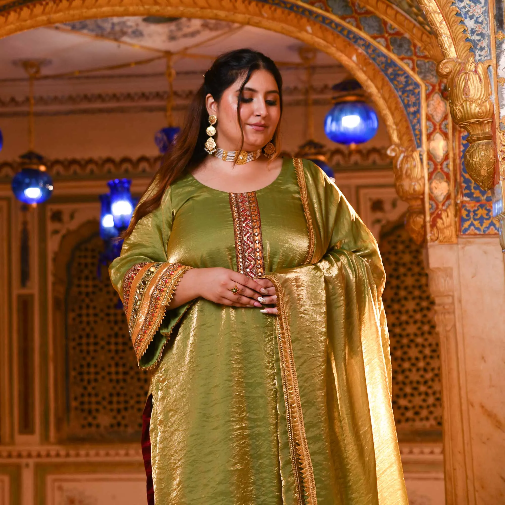 Jagmag Aaina- Mehendi Green Tissue Silk Mirror Embroidered Suit Set