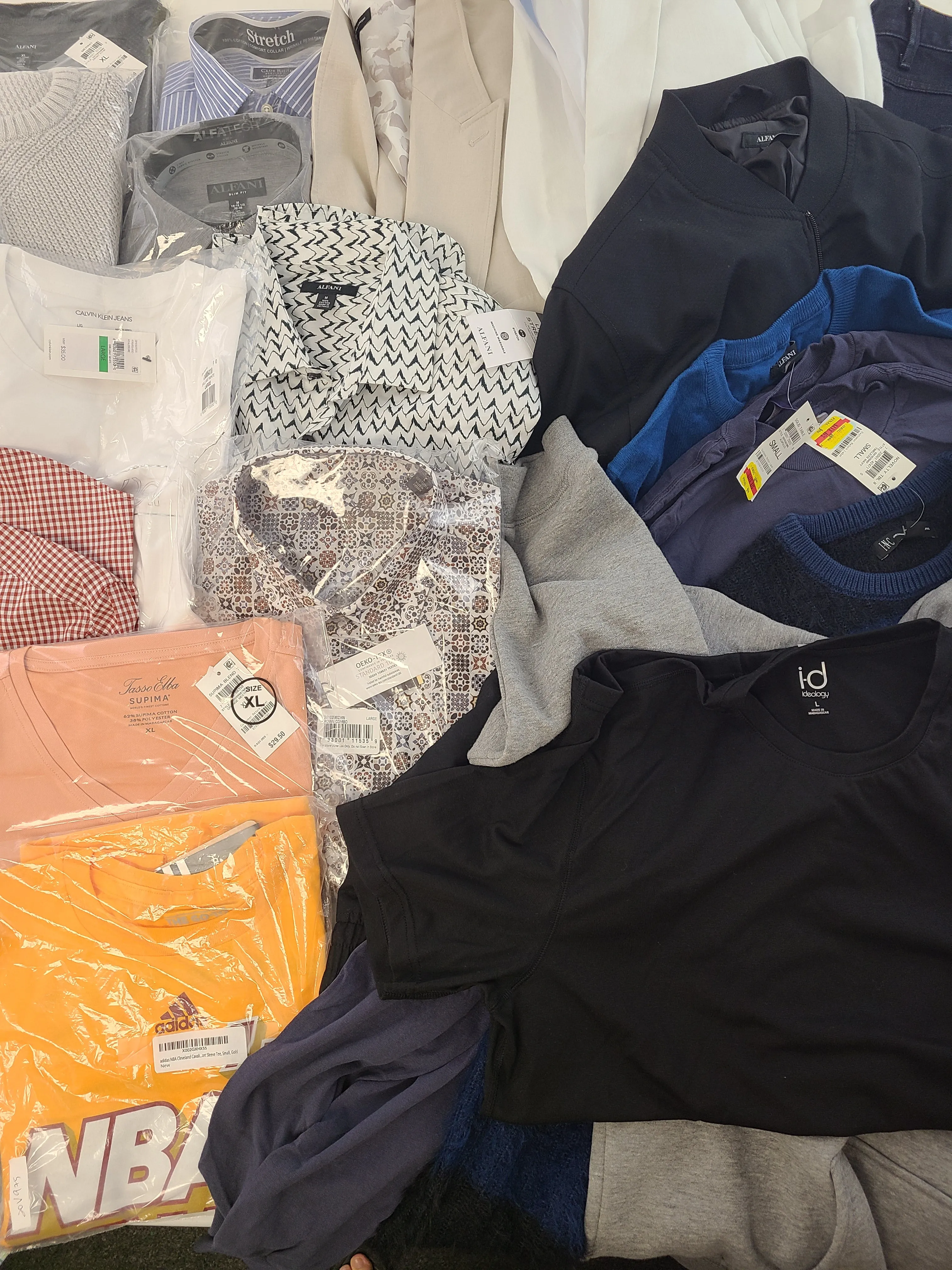 Men's Clothing Wholesale Lot Michael Kors, Polo Ralph Lauren, Calvin Klein, Adidas, American Apparel, Alfani, Club Room and more, 25 Units, Shelf Pulls, MSRP $1,605.49