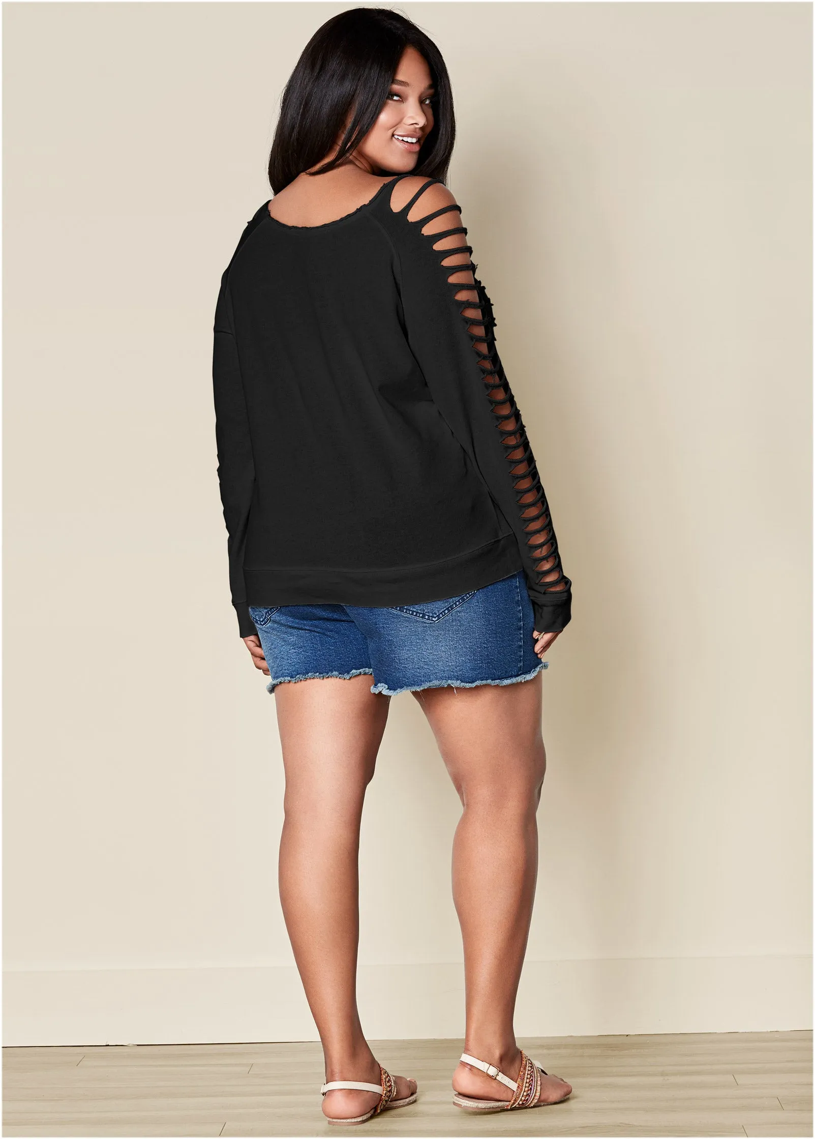 Slash Detail Sweatshirt - Black