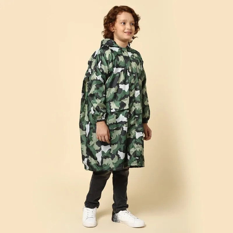 THE CLOWNFISH Archie Series Kids Waterproof PVC Longcoat with Adjustable Hood & Extra Space for Backpack/Schoolbag Holding. Plastic Pouch. Kid Age-10-11 years (Size-39-Green)