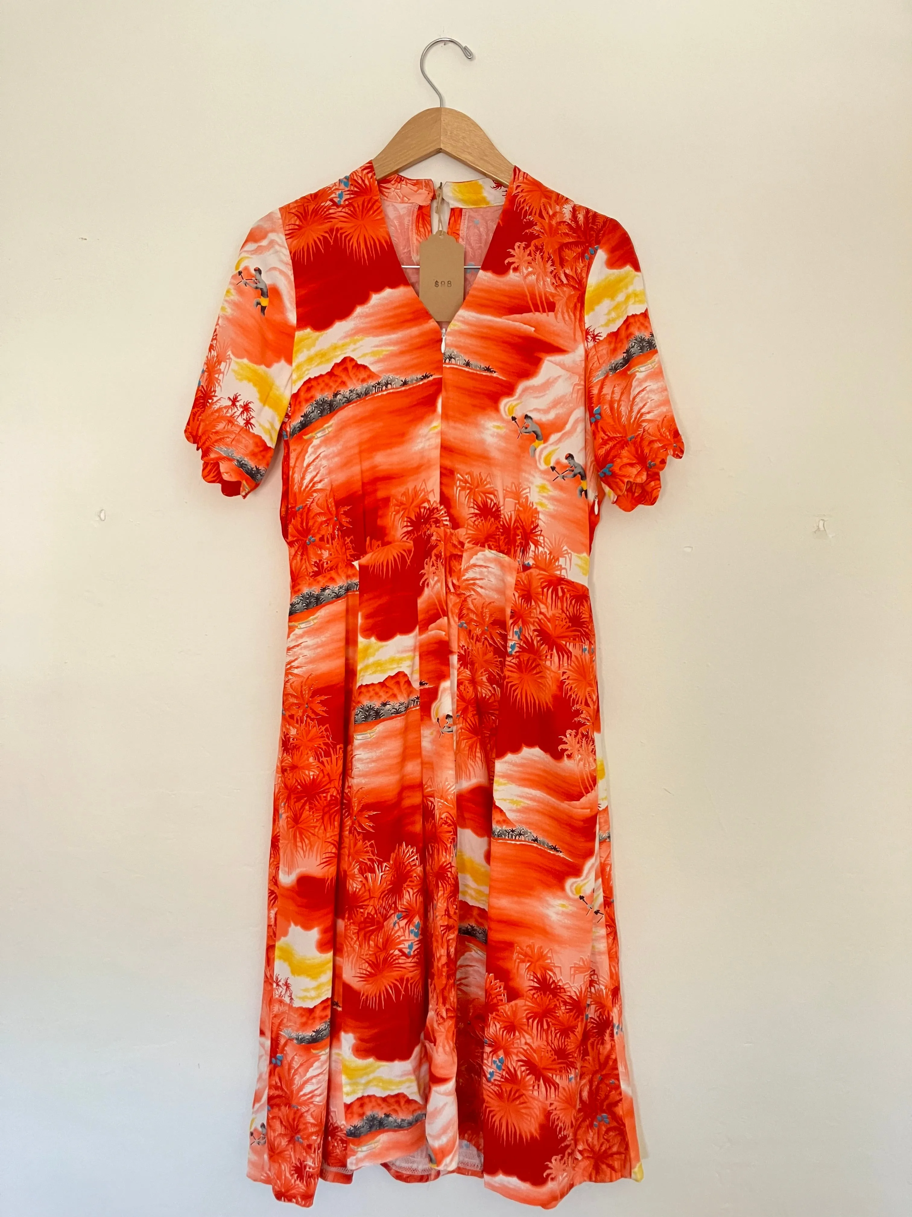 Vintage Hawaiian Novelty Print Dress