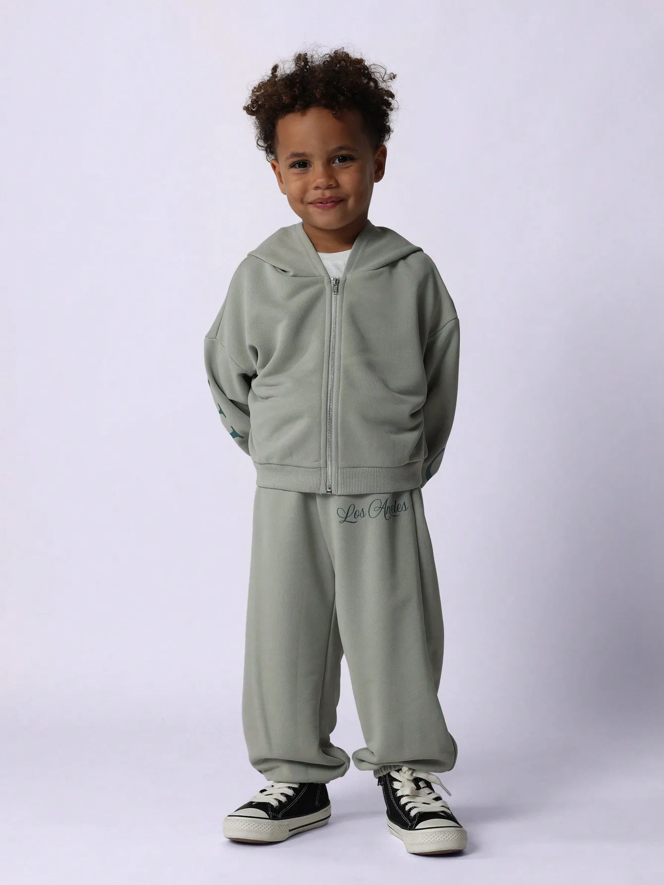 Young Boys Comfy Zip-Up Hoodie And Jogger With Graphic Print 2 Piece Set